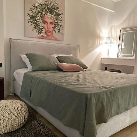 Cozy Apartment Opposite The Beach 雅典 外观 照片
